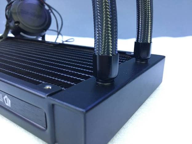 Id Cooling Chromaflow 240 Rgb (11)