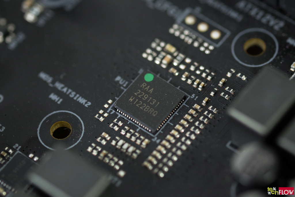 Trên Tay: ASRock Z690 Extreme Wi-Fi 6E
