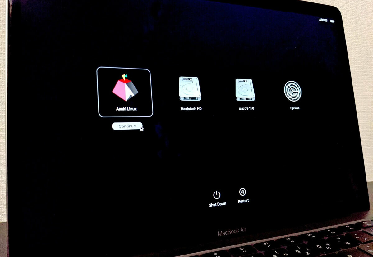 asahi linux on macbook