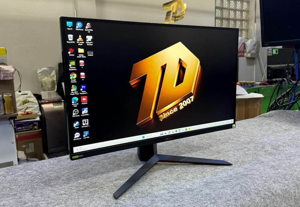 Review LG UltraGear 27GN65R-B