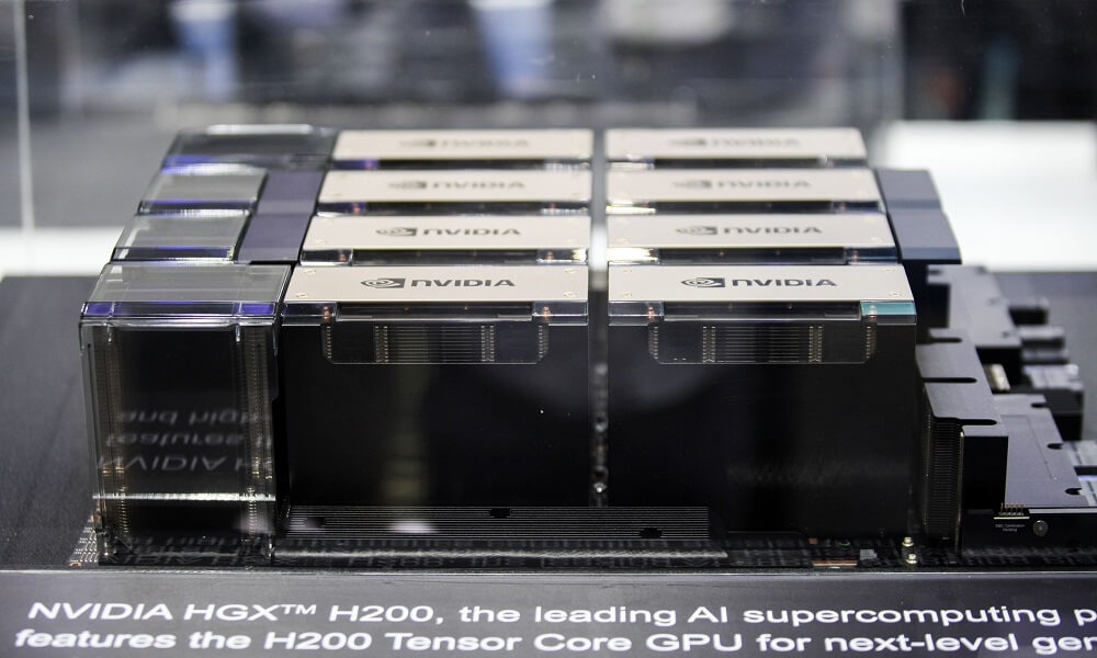 NVIDIA HGX H200